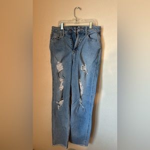 2/$14🤎 ripped jeans